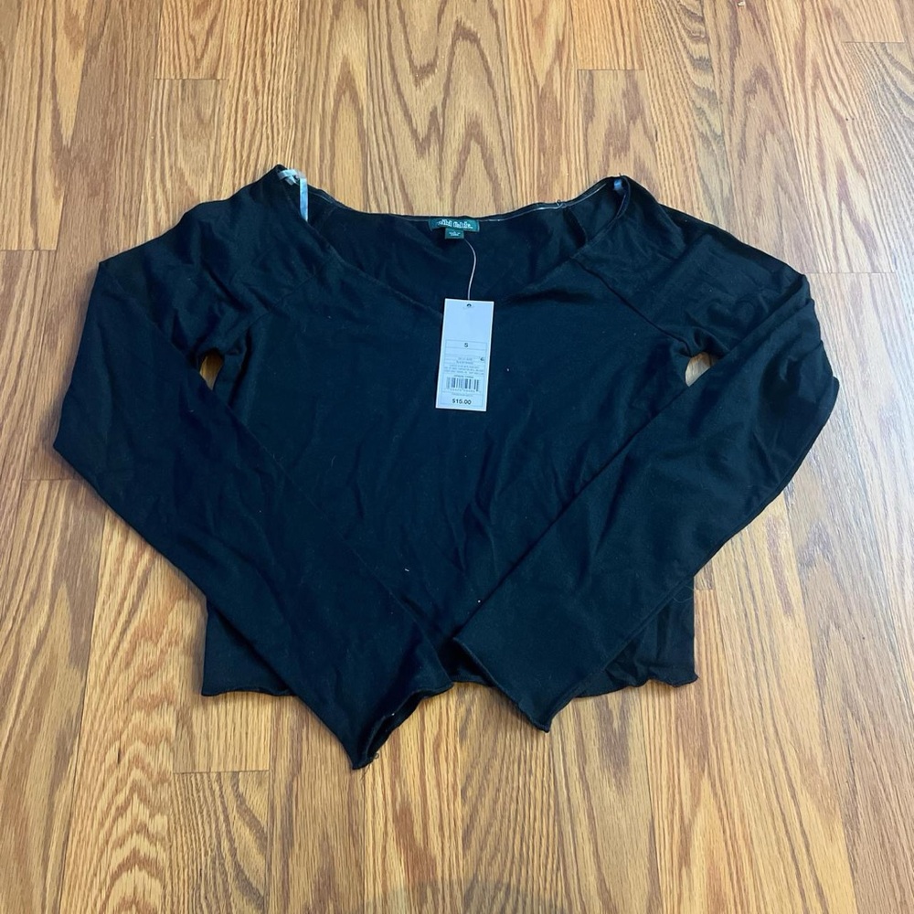 Wild Fable Women’s Black long sleeve crop top Size Small NWT